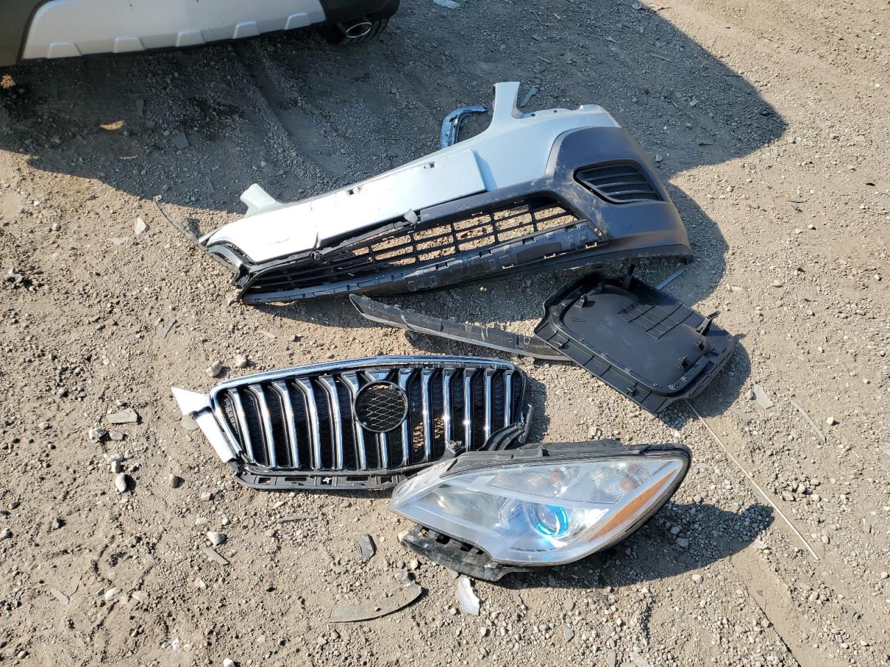 2015 Buick Encore VIN: KL4CJASB1FB267699 Lot: 80178705