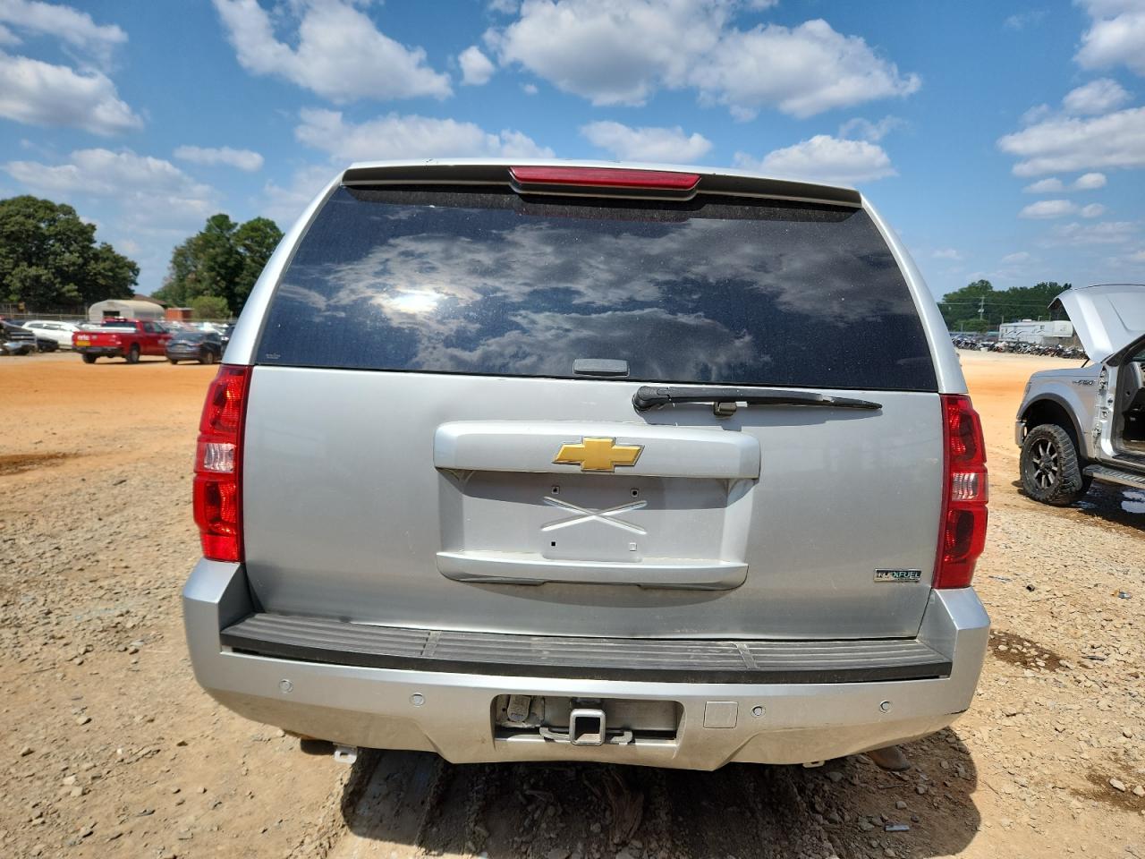 2013 Chevrolet Tahoe C1500 Lt VIN: 1GNSCBE08DR272986 Lot: 80329945