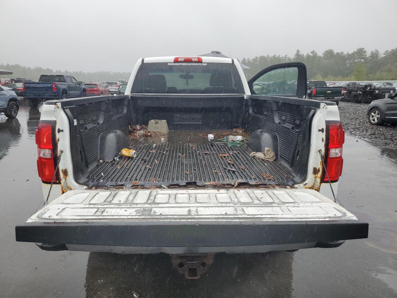 2015 GMC Sierra K2500 Heavy Duty VIN: 1GT02XEG3FZ521534 Lot: 81374905