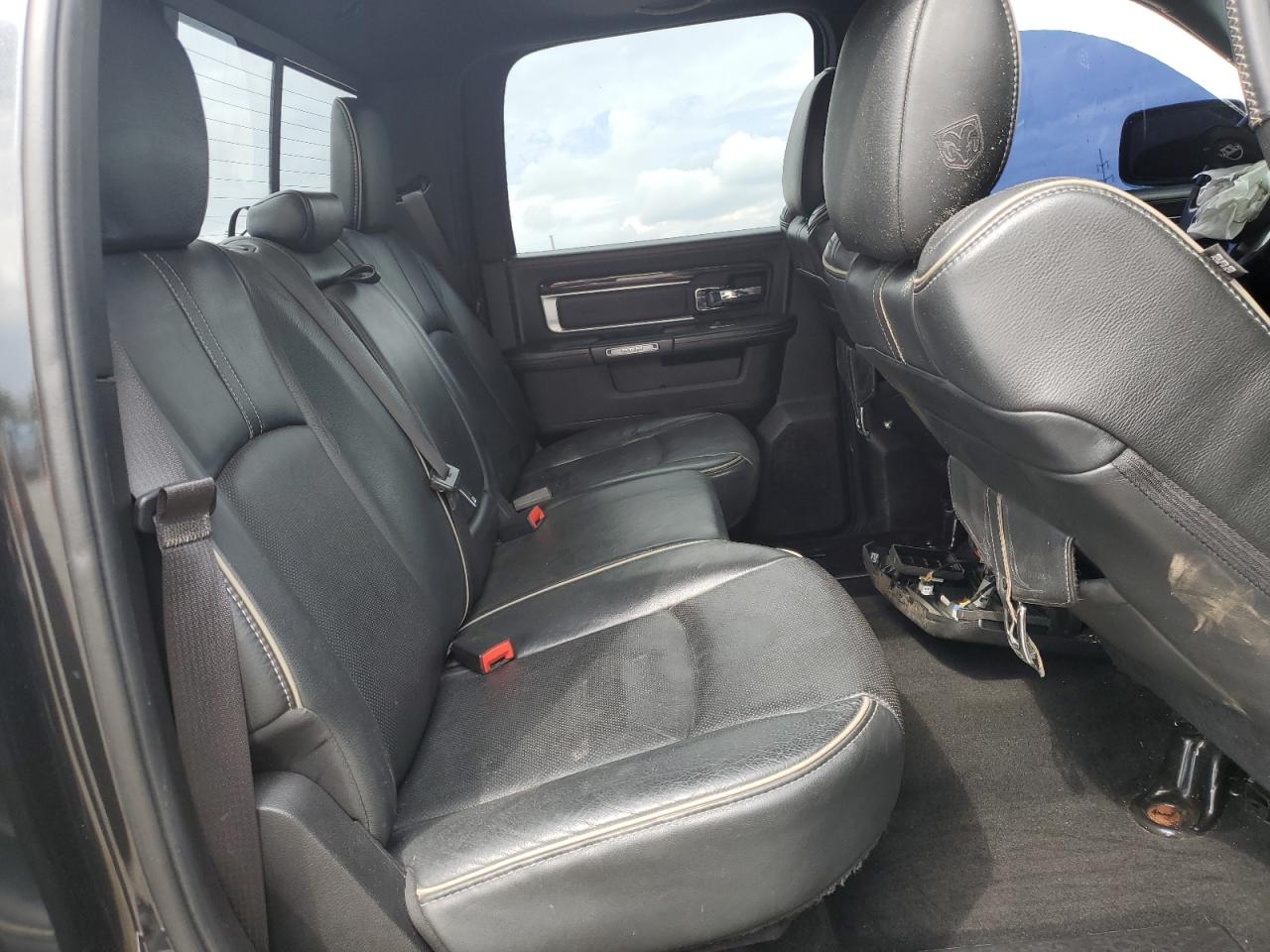 2017 Ram 1500 Longhorn VIN: 1C6RR7PTXHS592620 Lot: 84221385