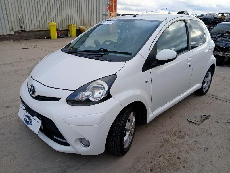 2013 TOYOTA AYGO VVT-I FIRE AC S-A 1.0 VVT-I FIRE 5DR [AC] MMT for sale at Copart PETERLEE