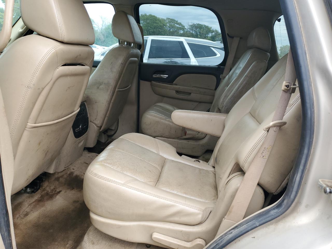 2007 Chevrolet Tahoe K1500 VIN: 1GNFK13007R188117 Lot: 81261905