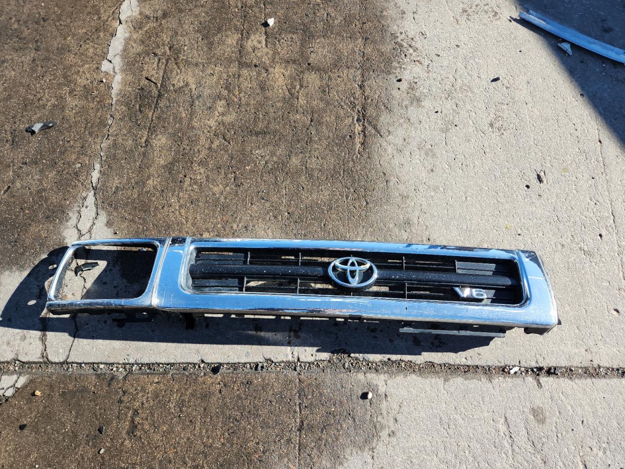 1992 Toyota Pickup 1/2 Ton Short Wheelbase Dlx VIN: JT4VN01D4N2012933 Lot: 81415635