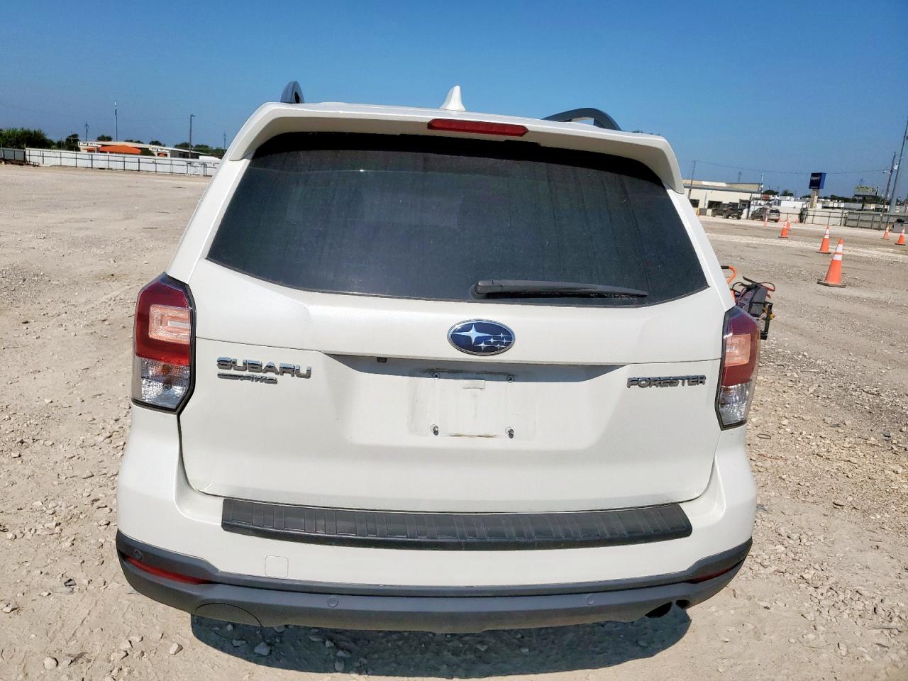 2018 Subaru Forester 2.5I Touring VIN: JF2SJAWC9JH484767 Lot: 80111175