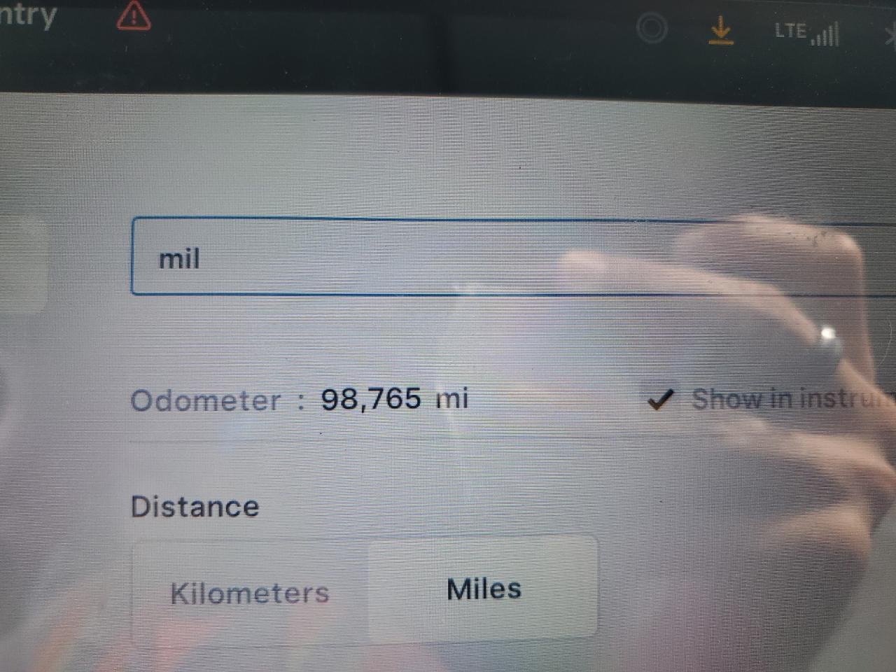 2018 Tesla Model X VIN: 5YJXCBE20JF103871 Lot: 70893545