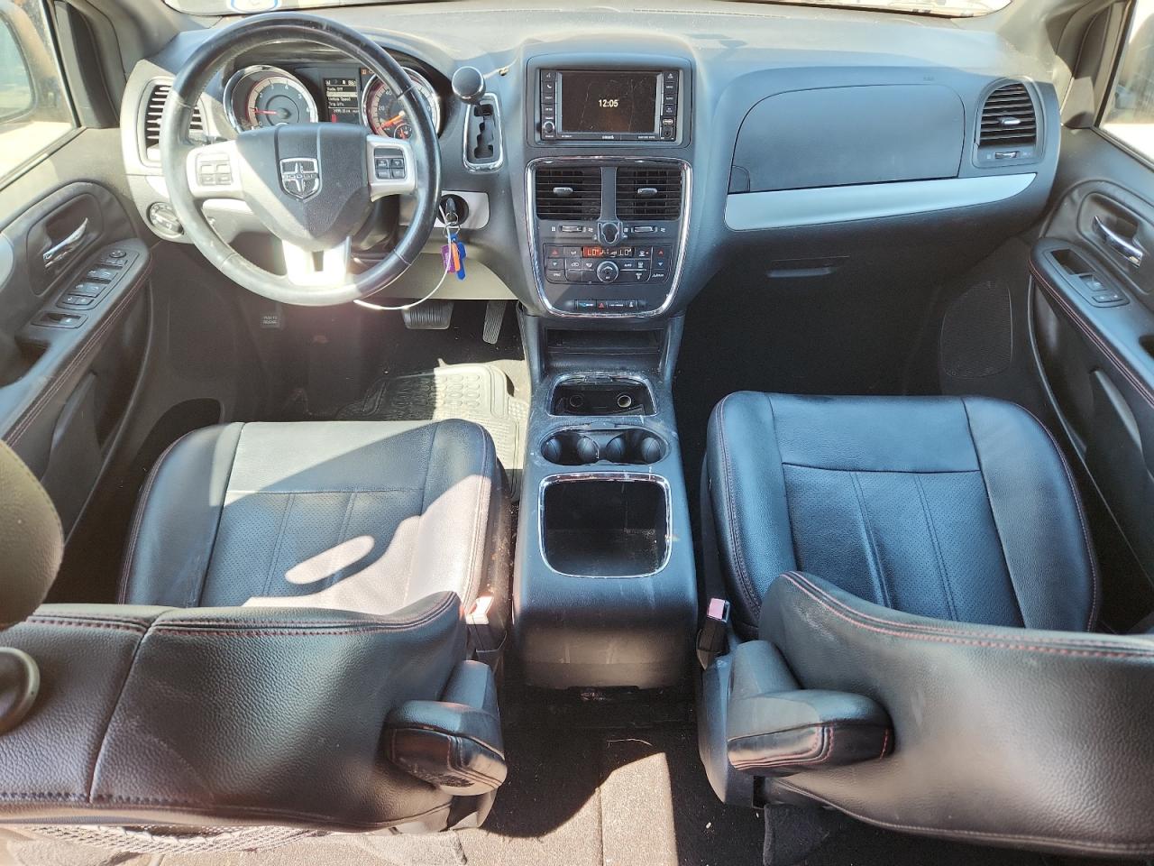 2016 Dodge Grand Caravan R/T VIN: 2C4RDGEG2GR333827 Lot: 83755845