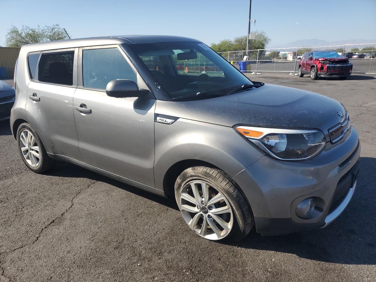 2018 Kia Soul + VIN: KNDJP3A53J7511769 Lot: 81945385