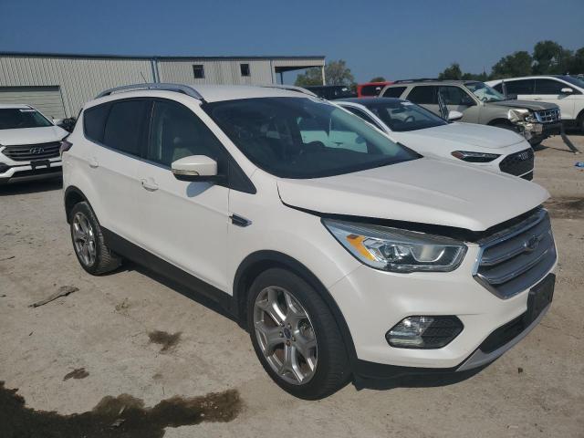  FORD ESCAPE 2017 Белы