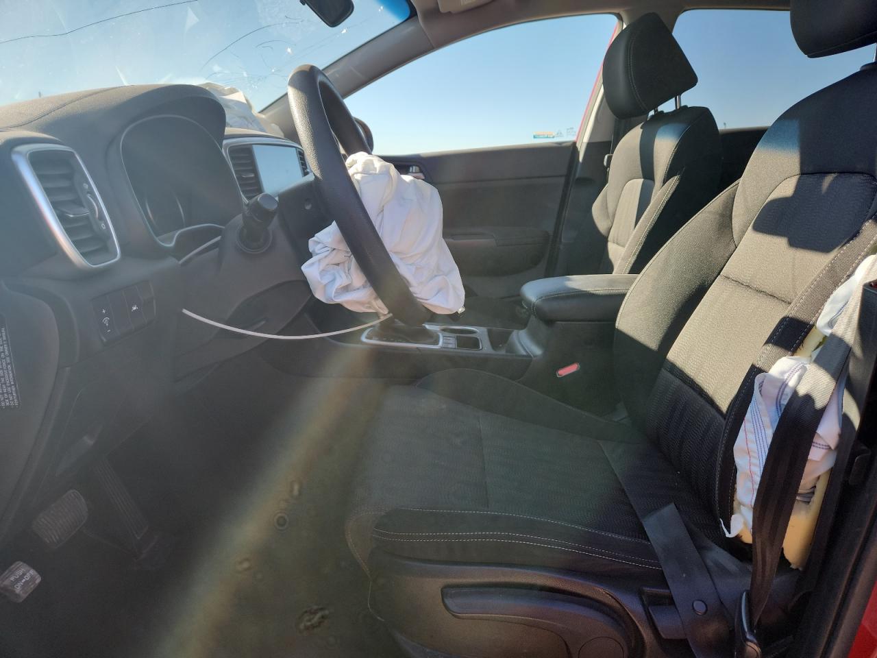 2022 Kia Sportage Lx VIN: KNDPMCAC8N7965877 Lot: 81718195