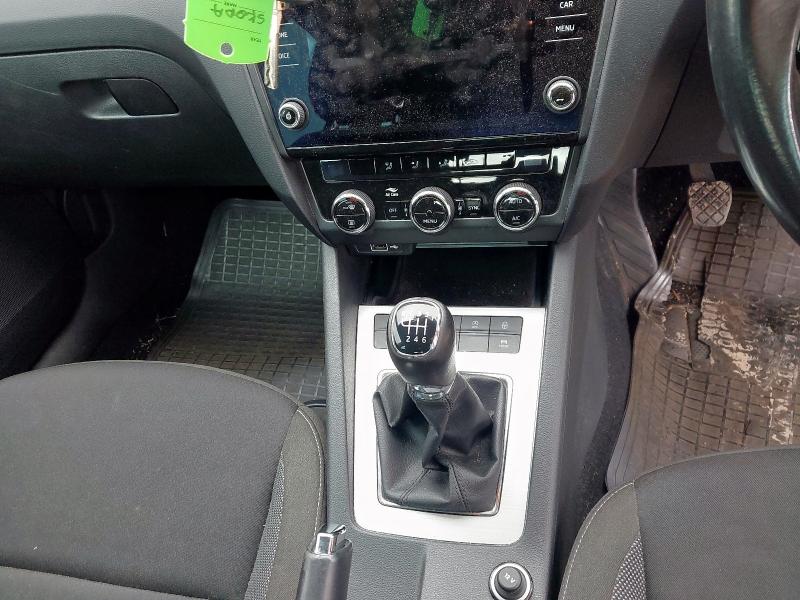 2019 SKODA OCTAVIA 1.5 TSI SE TECHNOLOGY 5DR