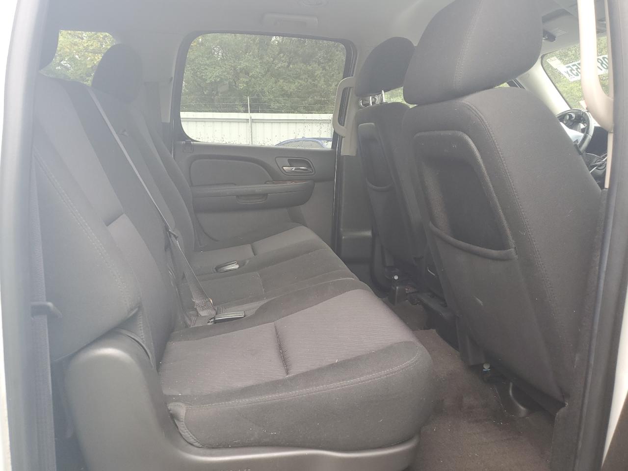 2014 Chevrolet Suburban K1500 Ls VIN: 1GNSKHE74ER217925 Lot: 80877755