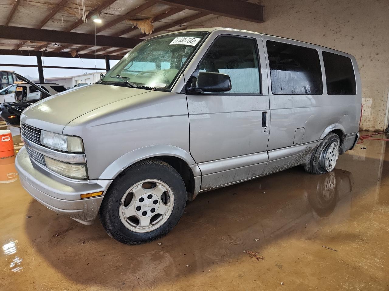 2005 Chev Astro