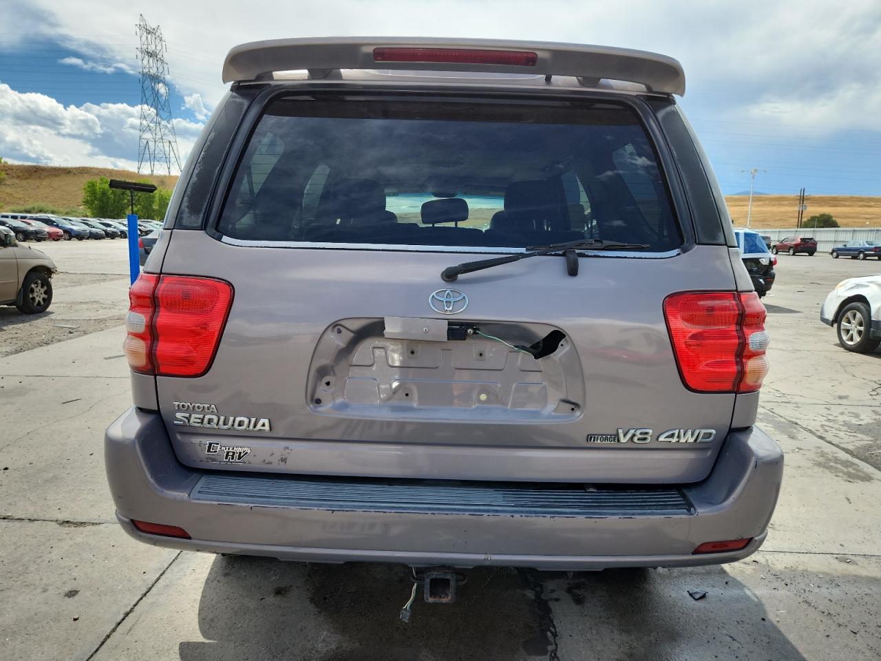 2001 Toyota Sequoia Limited VIN: 5TDBT48A41S001879 Lot: 71887125