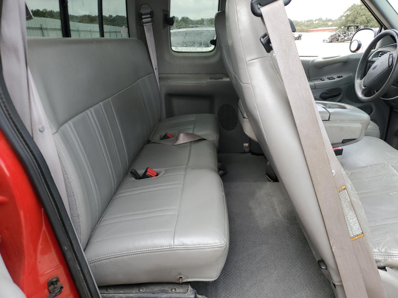 1998 Ford F150 VIN: 1FTRX08L1WKB37379 Lot: 70962975