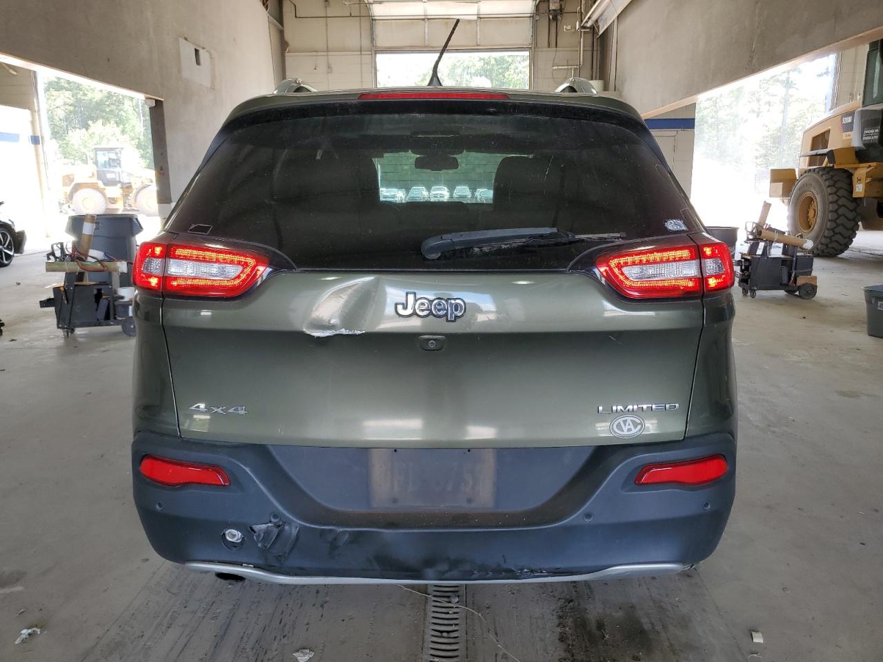 2018 Jeep Cherokee Limited VIN: 1C4PJMDB2JD615142 Lot: 71203565