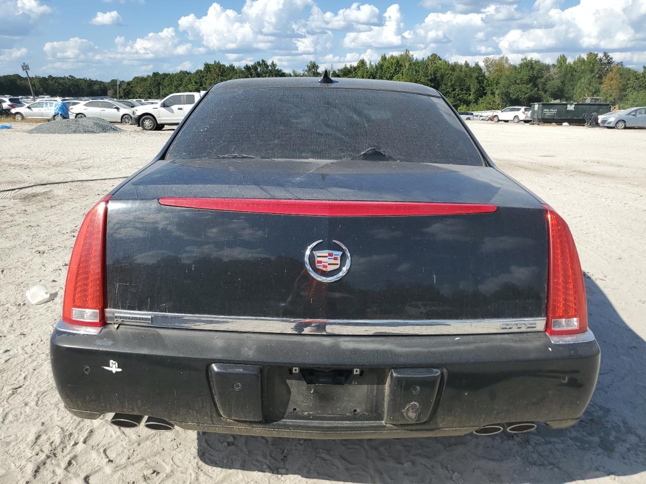 2010 Cadillac Dts Platinum VIN: 1G6KP5E9XAU120393 Lot: 81188705