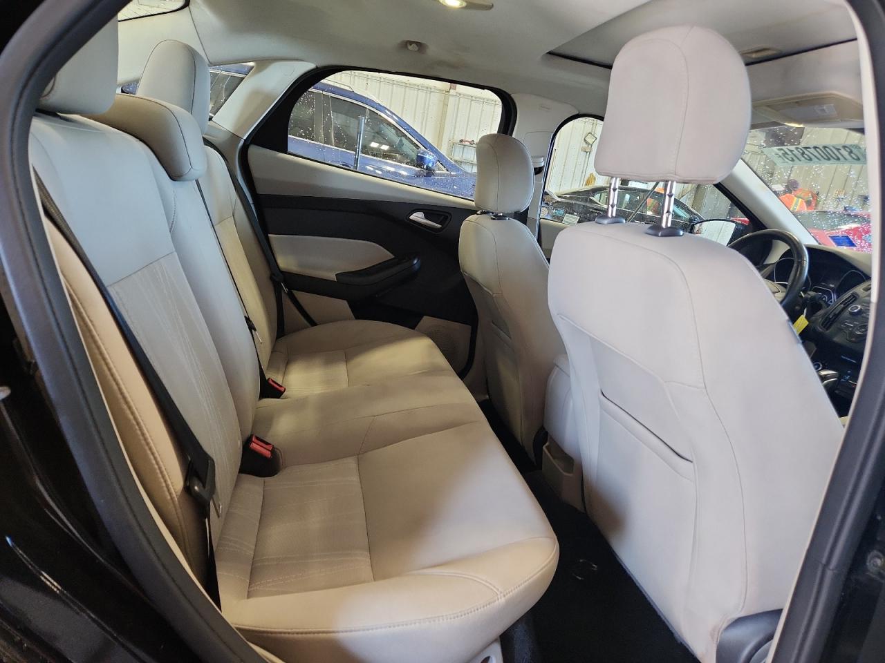 2016 Ford Focus Se VIN: 1FADP3F22GL313461 Lot: 81007815