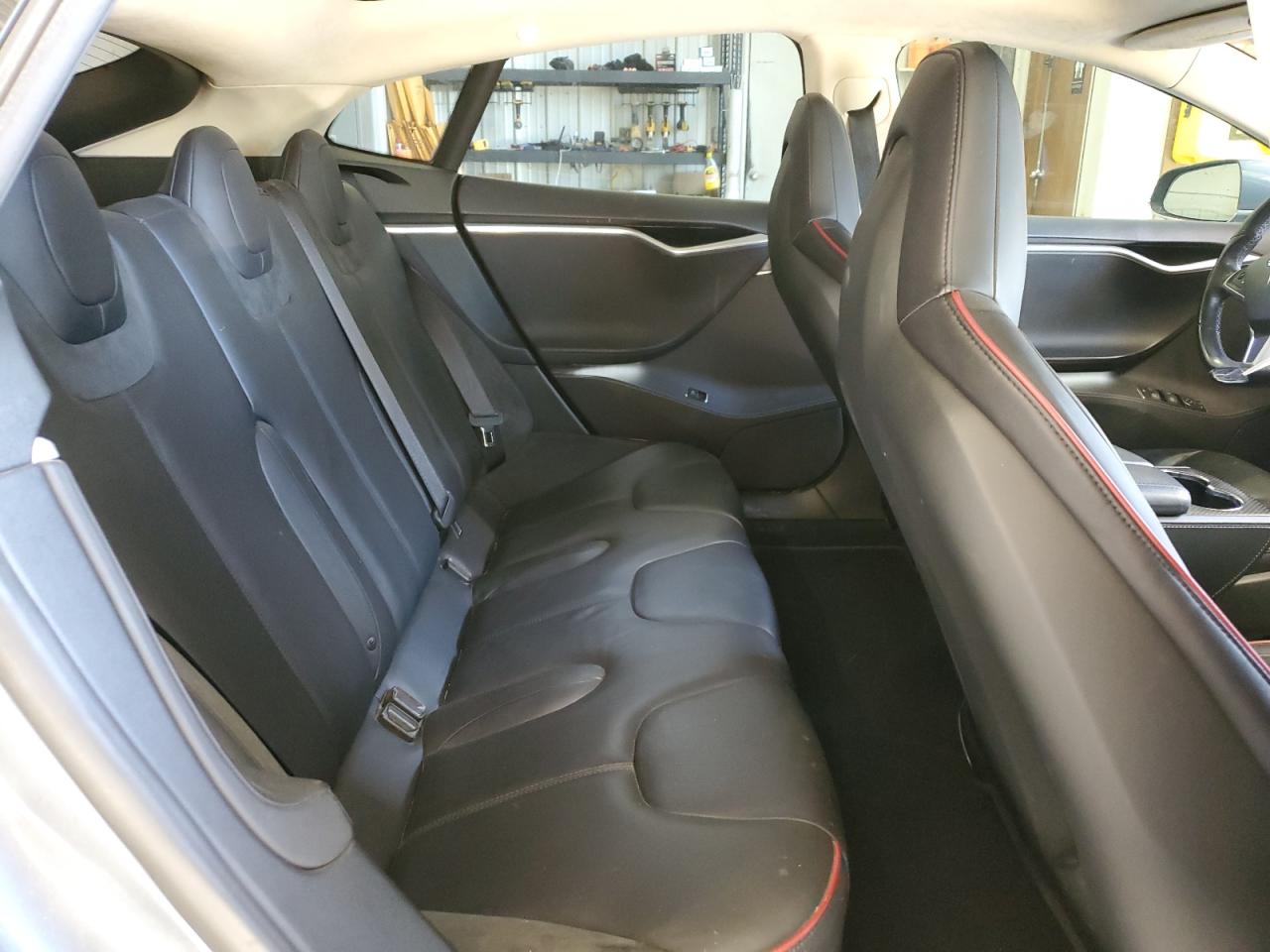 2014 Tesla Model S VIN: 5YJSA1H1XEFP48918 Lot: 81823575