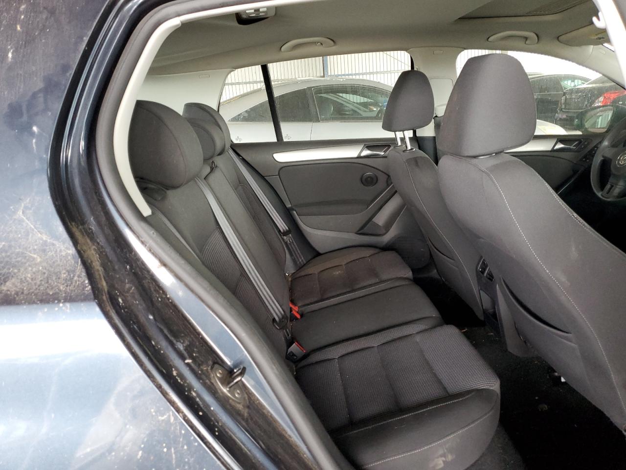 2012 Volkswagen Golf VIN: WVWDB7AJ8CW015861 Lot: 72036725