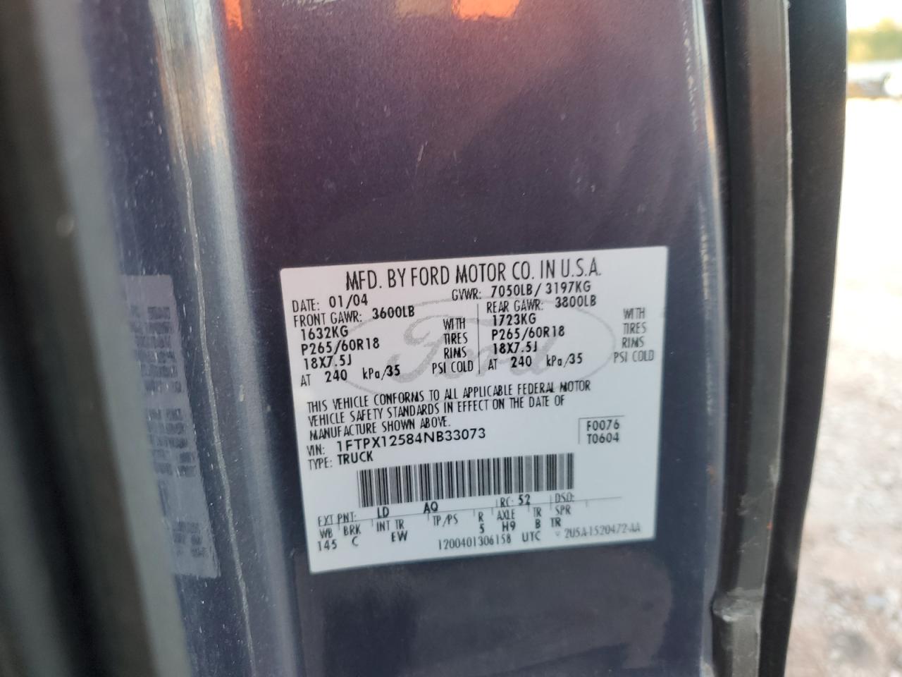 2004 Ford F150 VIN: 1FTPX12584NB33073 Lot: 82130555