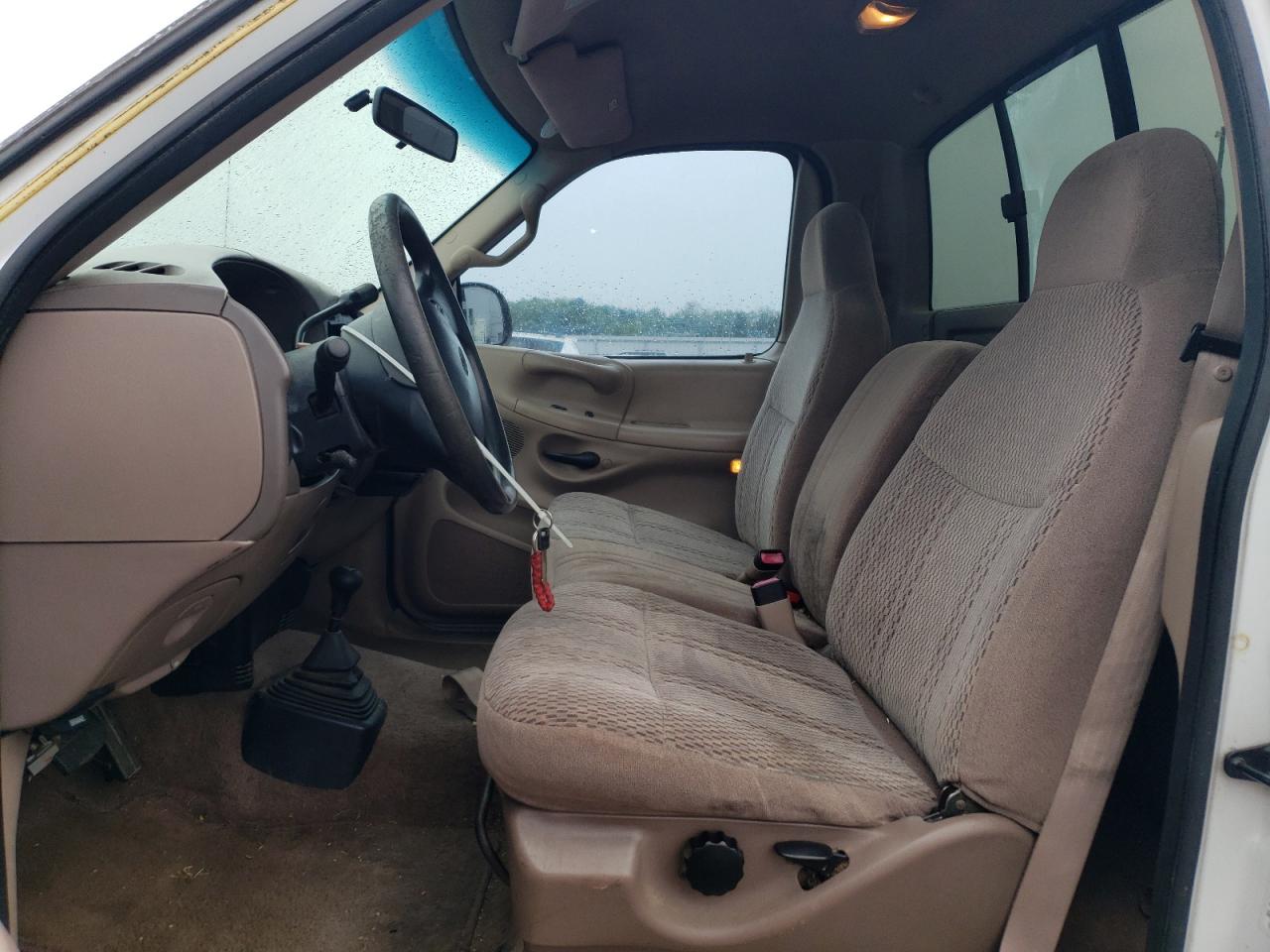 1997 Ford F150 VIN: 1FTDF18W7VNA61256 Lot: 83851825