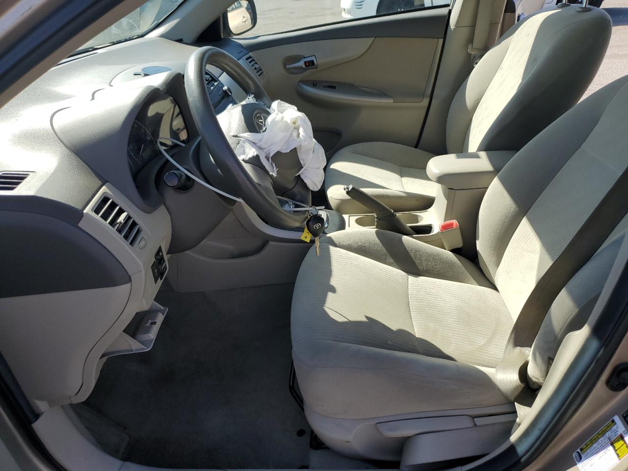 2010 Toyota Corolla Base VIN: 2T1BU4EE4AC436883 Lot: 81466765