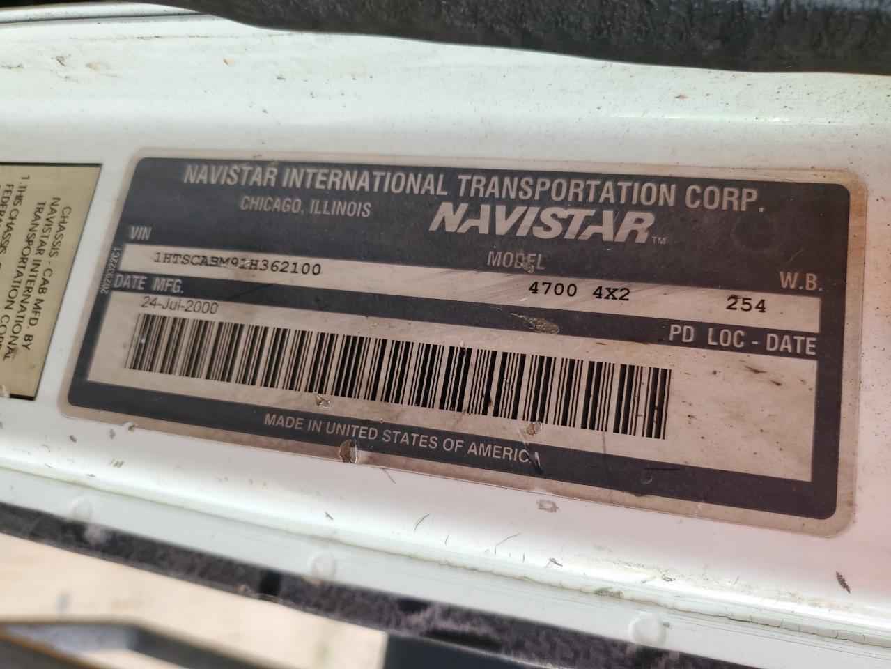 2001 International 4700 Flatbed Truck VIN: 1HTSCABM91H362100 Lot: 71422105