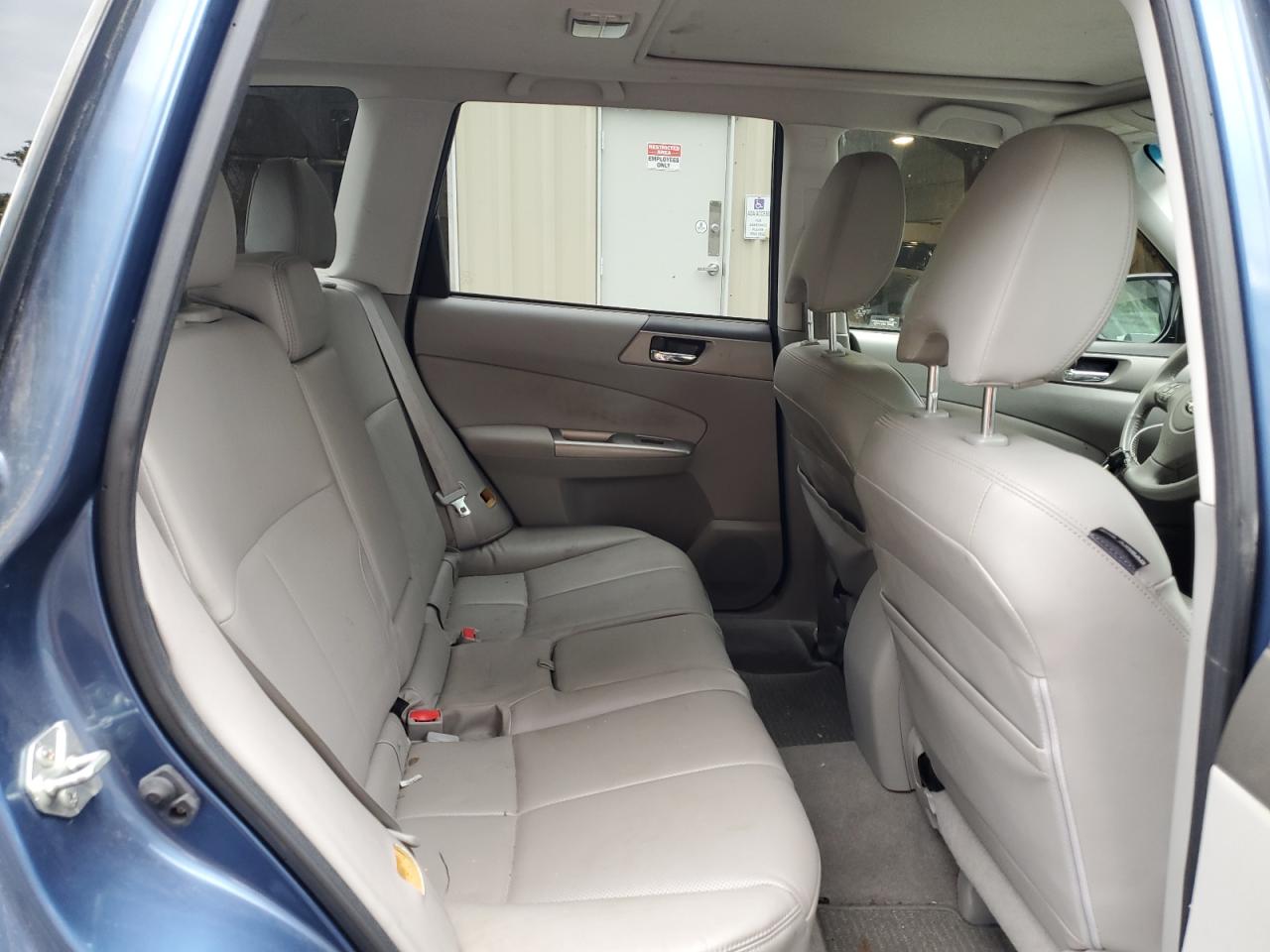 2010 Subaru Forester 2.5X Limited VIN: JF2SH6DC4AH731799 Lot: 81558005