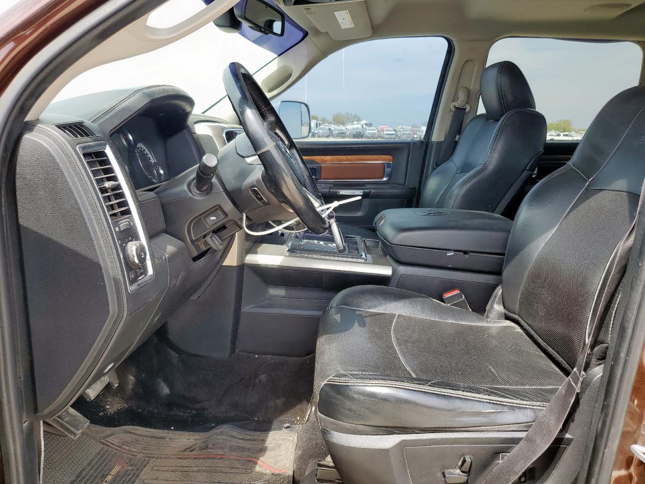 2013 Ram 1500 Laramie VIN: 1C6RR6NT4DS585301 Lot: 84642245