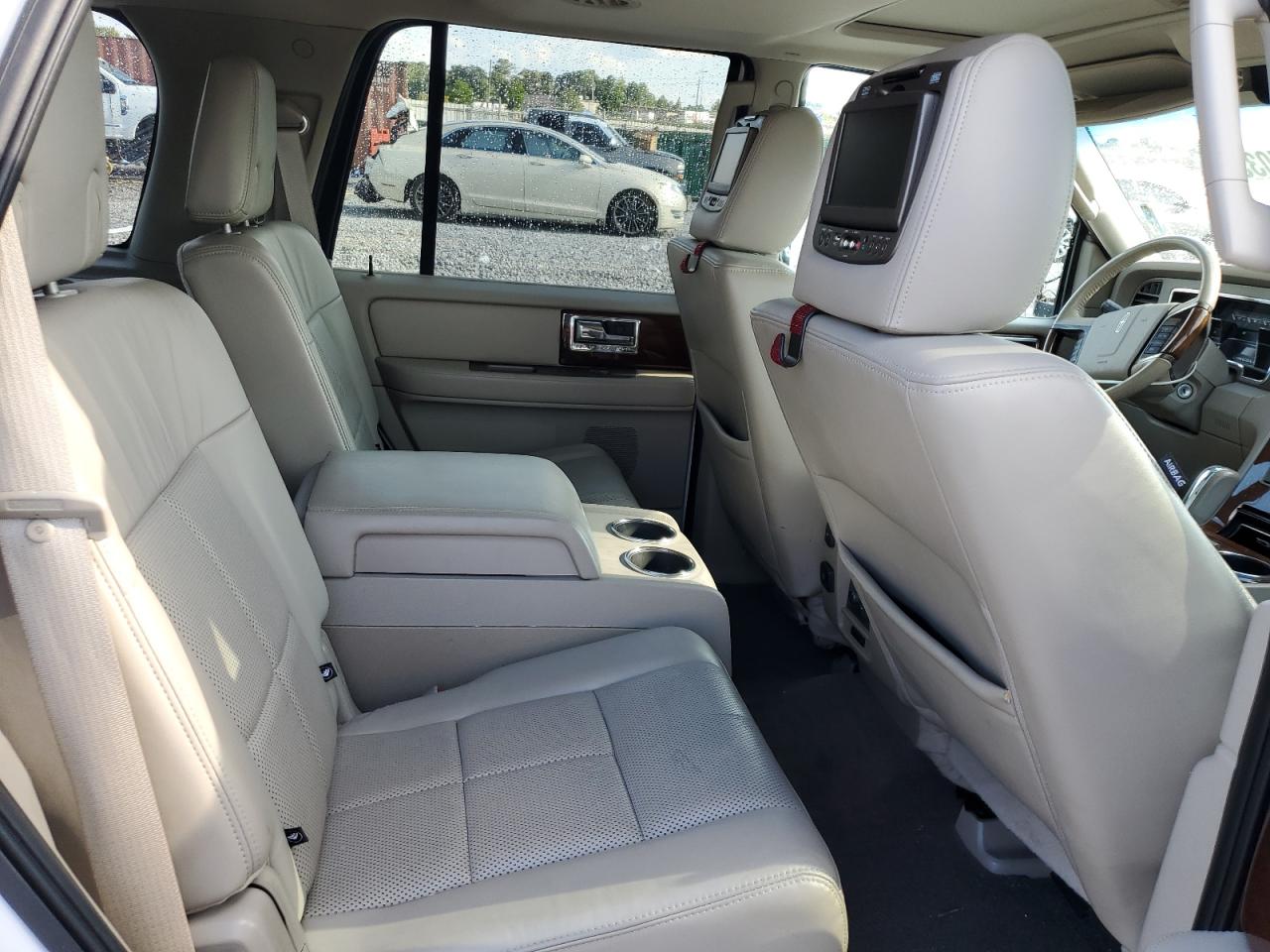 2013 Lincoln Navigator VIN: 5LMJJ2H53DEL05880 Lot: 72050335