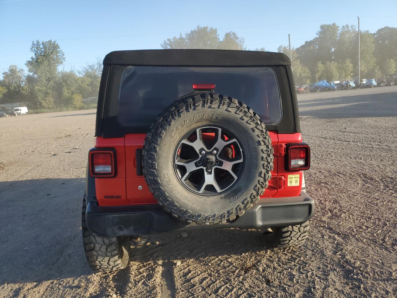 2019 Jeep Wrangler Sport VIN: 1C4GJXAG0KW638930 Lot: 82027805