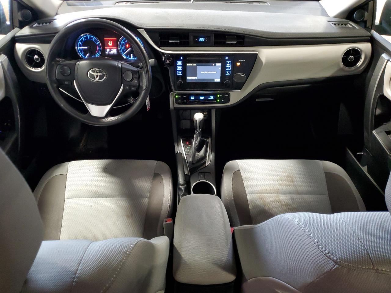 2017 Toyota Corolla L VIN: 2T1BURHE2HC760739 Lot: 84379385