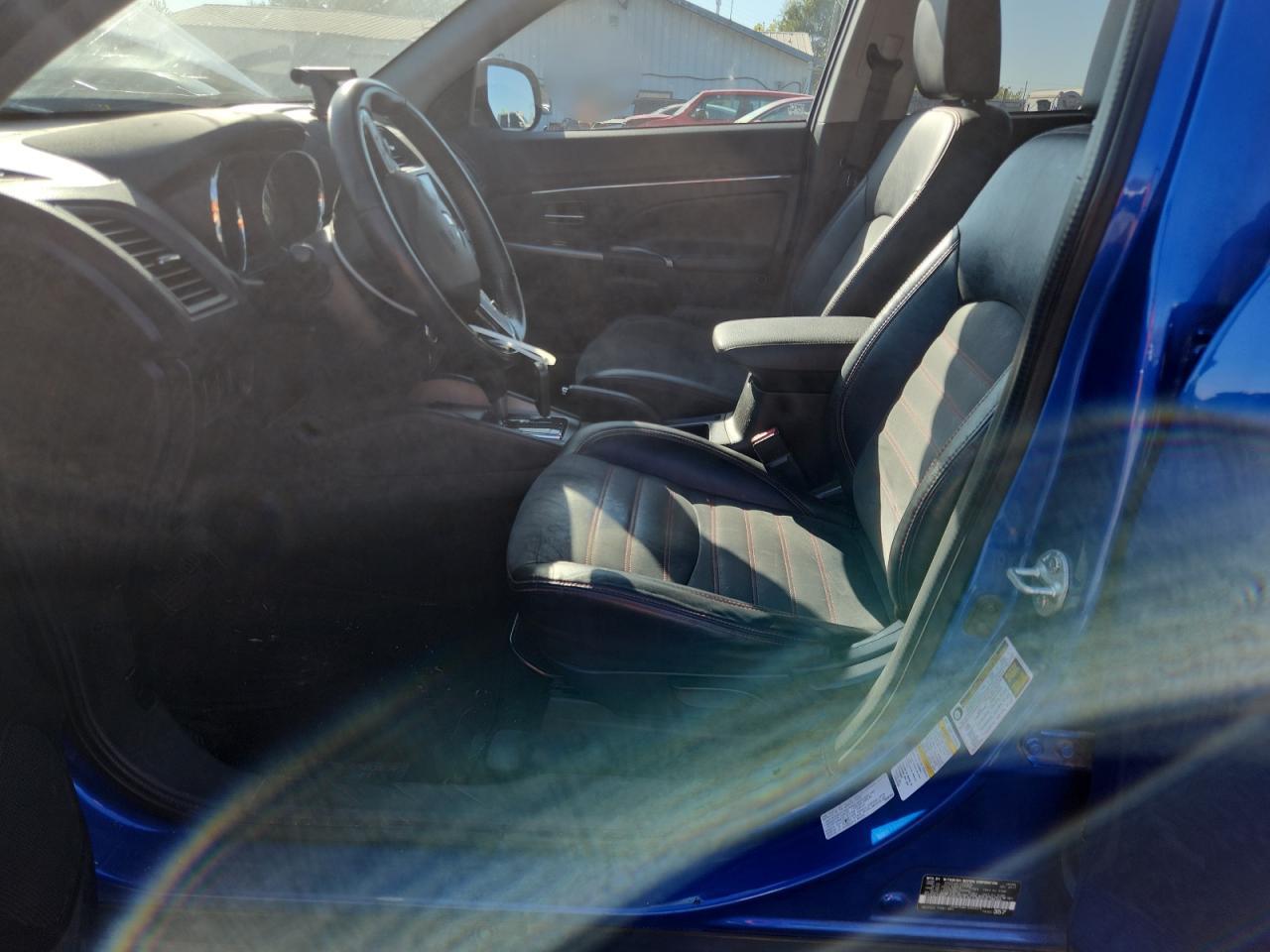 2018 Mitsubishi Outlander Sport Es VIN: JA4AP3AW1JU000372 Lot: 83975115