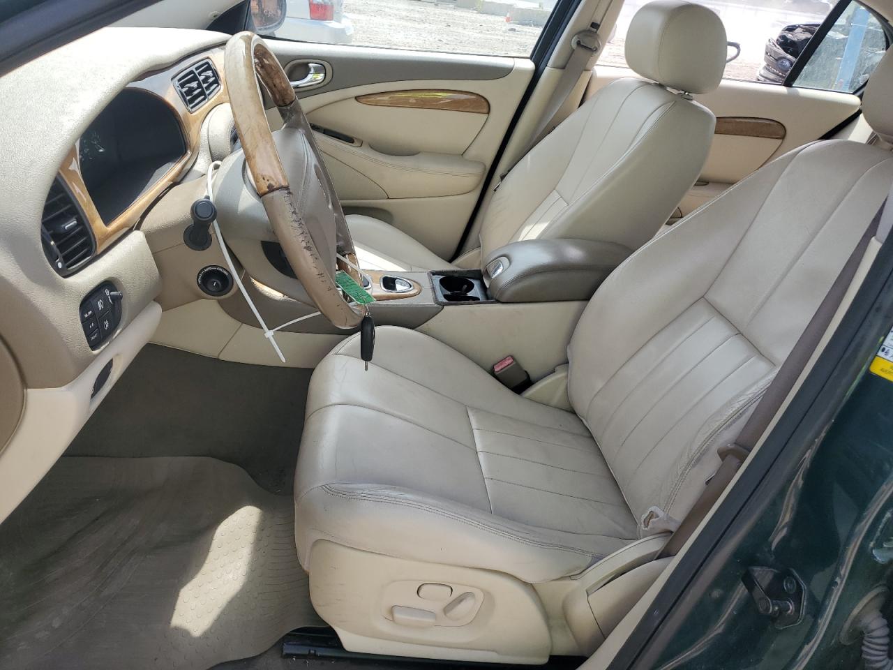 2004 Jaguar S-Type VIN: SAJEA01T24FN10673 Lot: 71228095