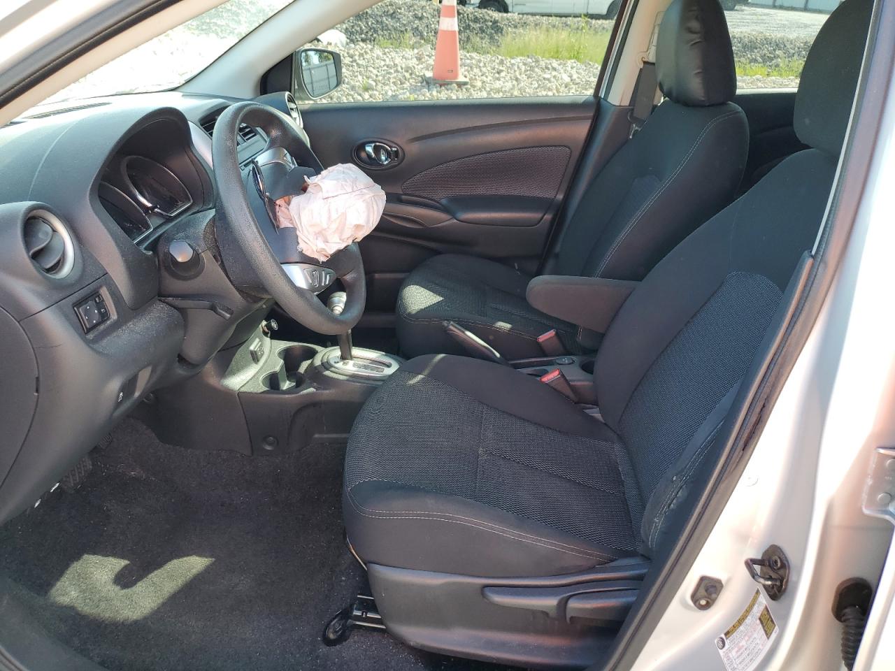 2018 Nissan Versa S VIN: 3N1CN7AP1JL875579 Lot: 81776675