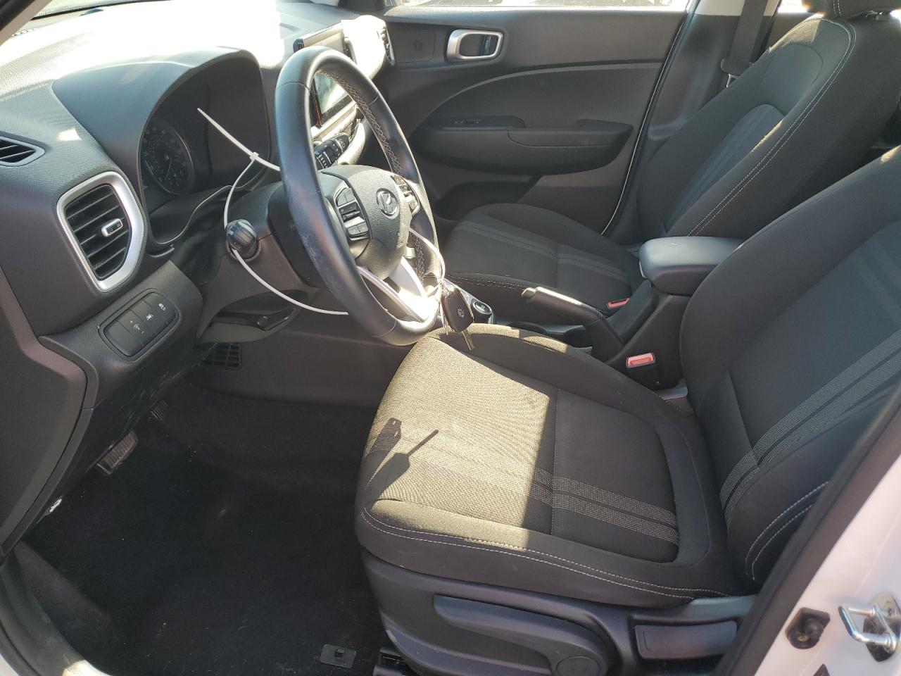 2022 Hyundai Venue Sel VIN: KMHRC8A38NU170950 Lot: 80332235