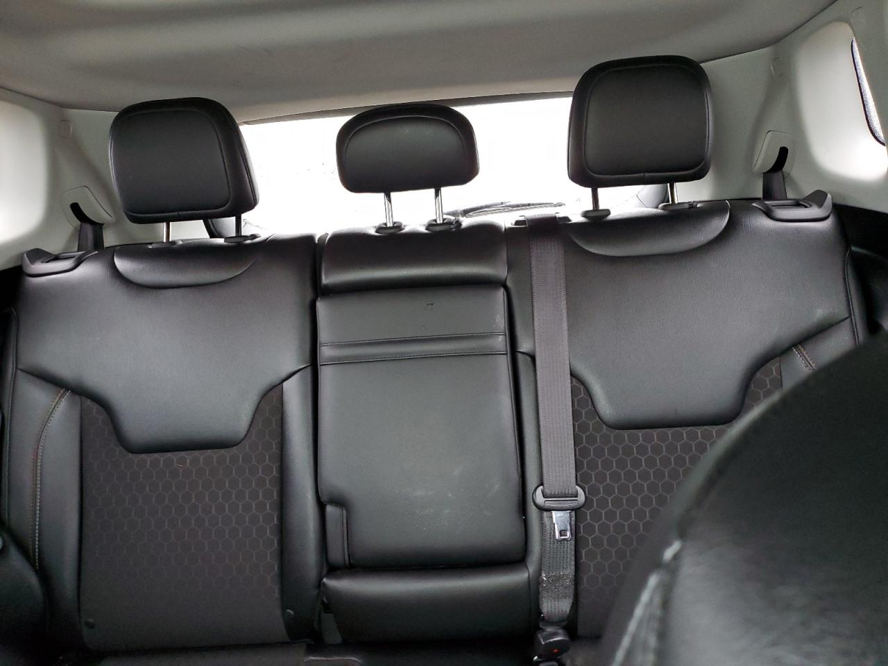 2018 Jeep Compass Latitude VIN: 3C4NJDBB8JT313665 Lot: 71706955