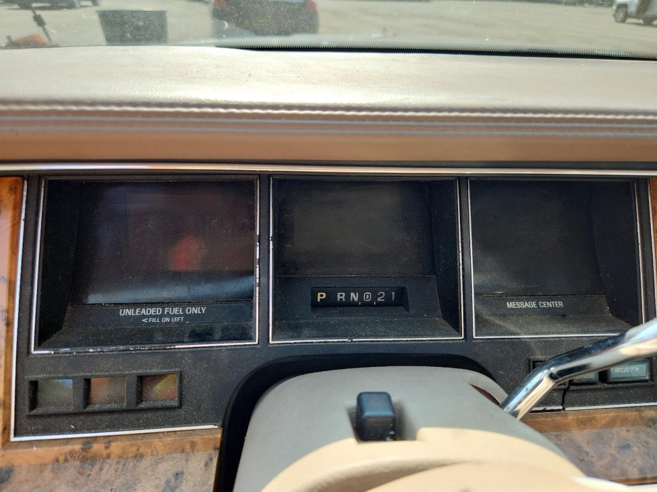 1993 Lincoln Town Car Executive VIN: 1LNLM81W5PY630400 Lot: 71265585