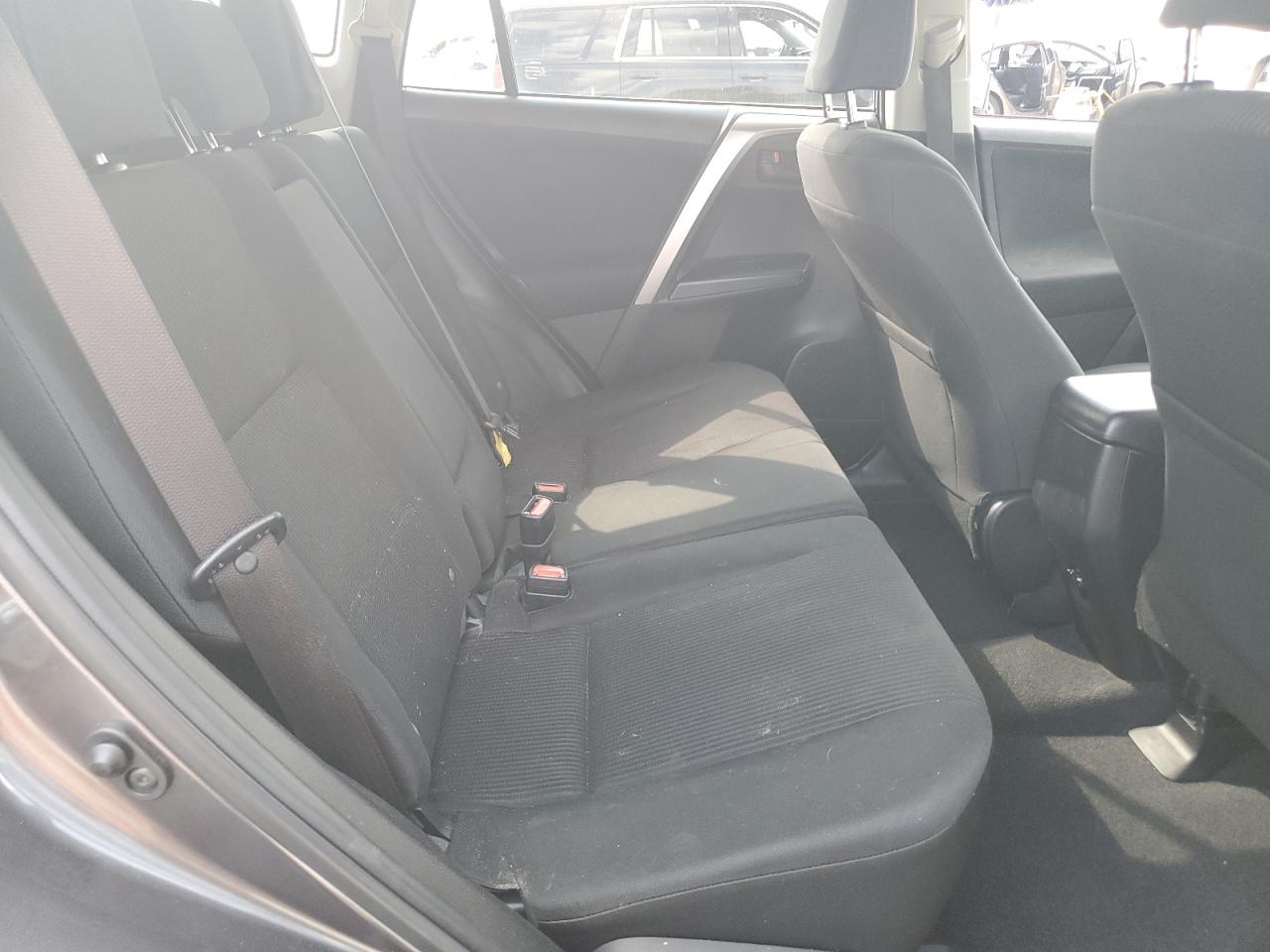 2017 Toyota Rav4 Le VIN: JTMZFREV9HJ131223 Lot: 80171805