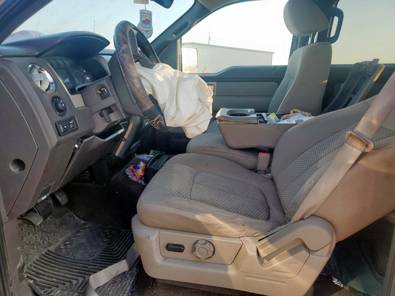 2010 Ford F150 Supercrew VIN: 1FTEW1E84AKA23084 Lot: 81464215