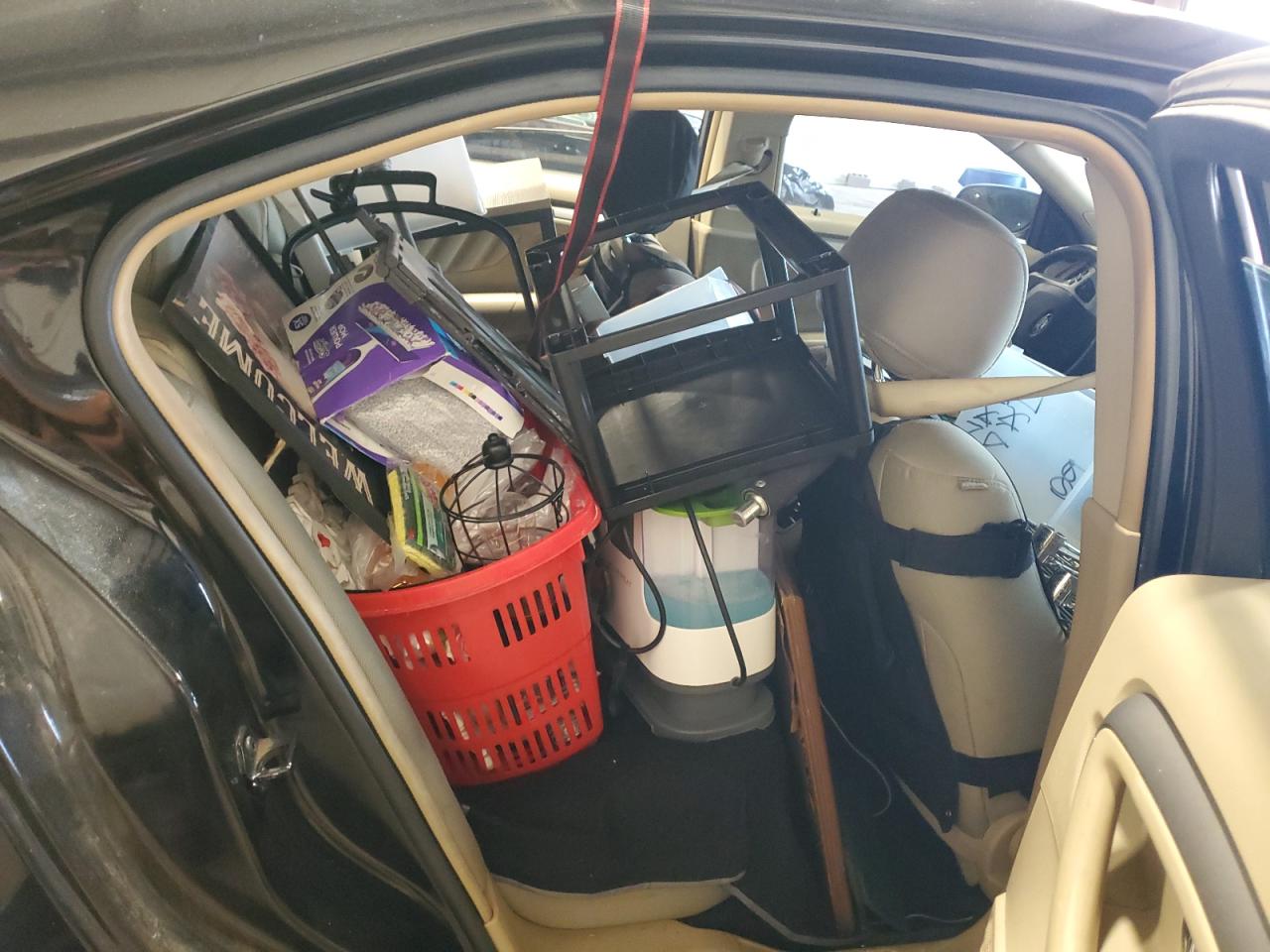 2013 Ford Taurus Sel VIN: 1FAHP2E85DG208323 Lot: 82028715