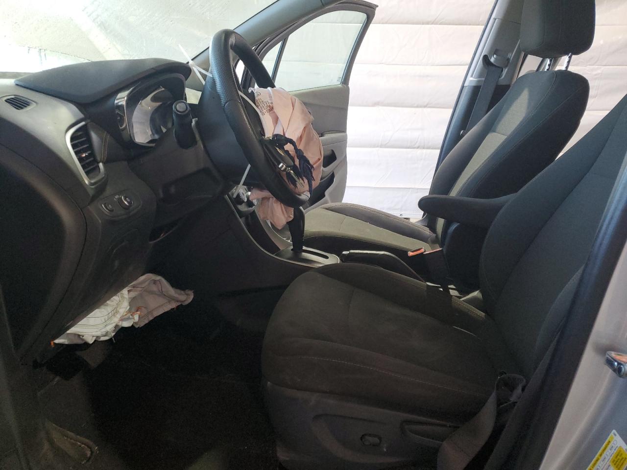 2022 Chevrolet Trax Ls VIN: KL7CJNSM6NB543028 Lot: 80616185