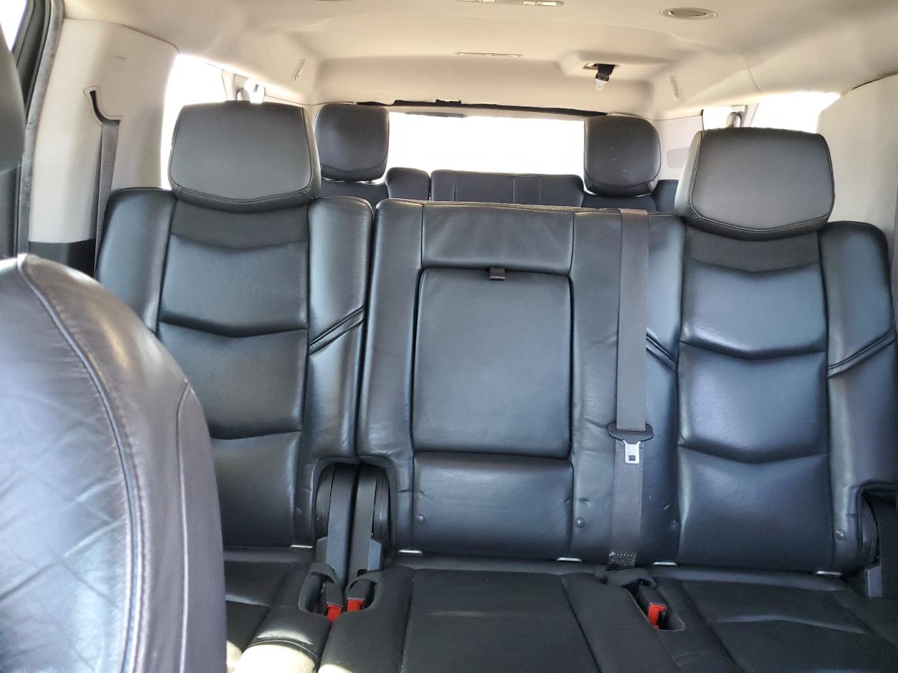 2017 Cadillac Escalade Esv Luxury VIN: 1GYS4HKJ3HR174986 Lot: 81282555