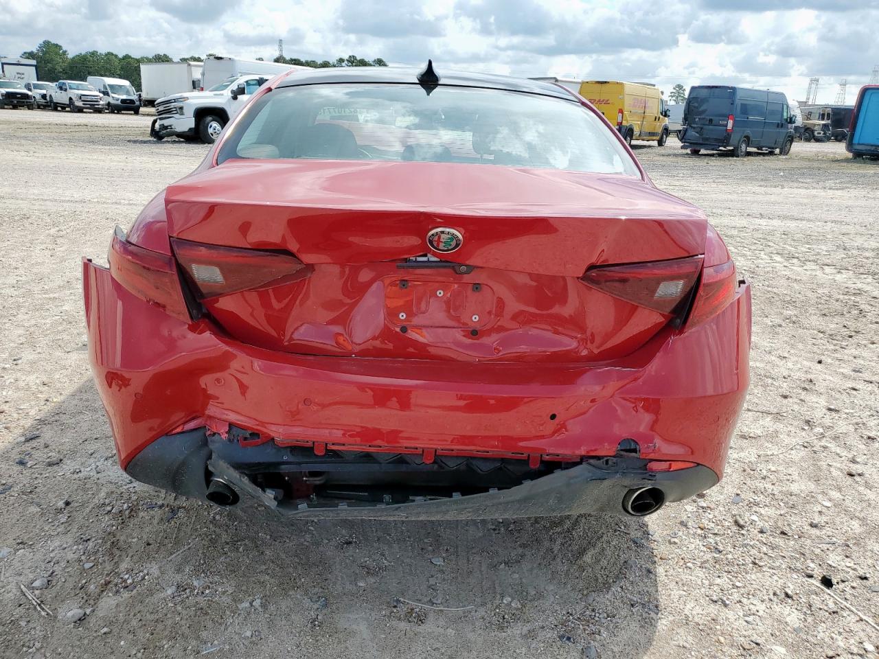 2017 Alfa Romeo Giulia VIN: ZARFAEBNXH7552059 Lot: 82107715