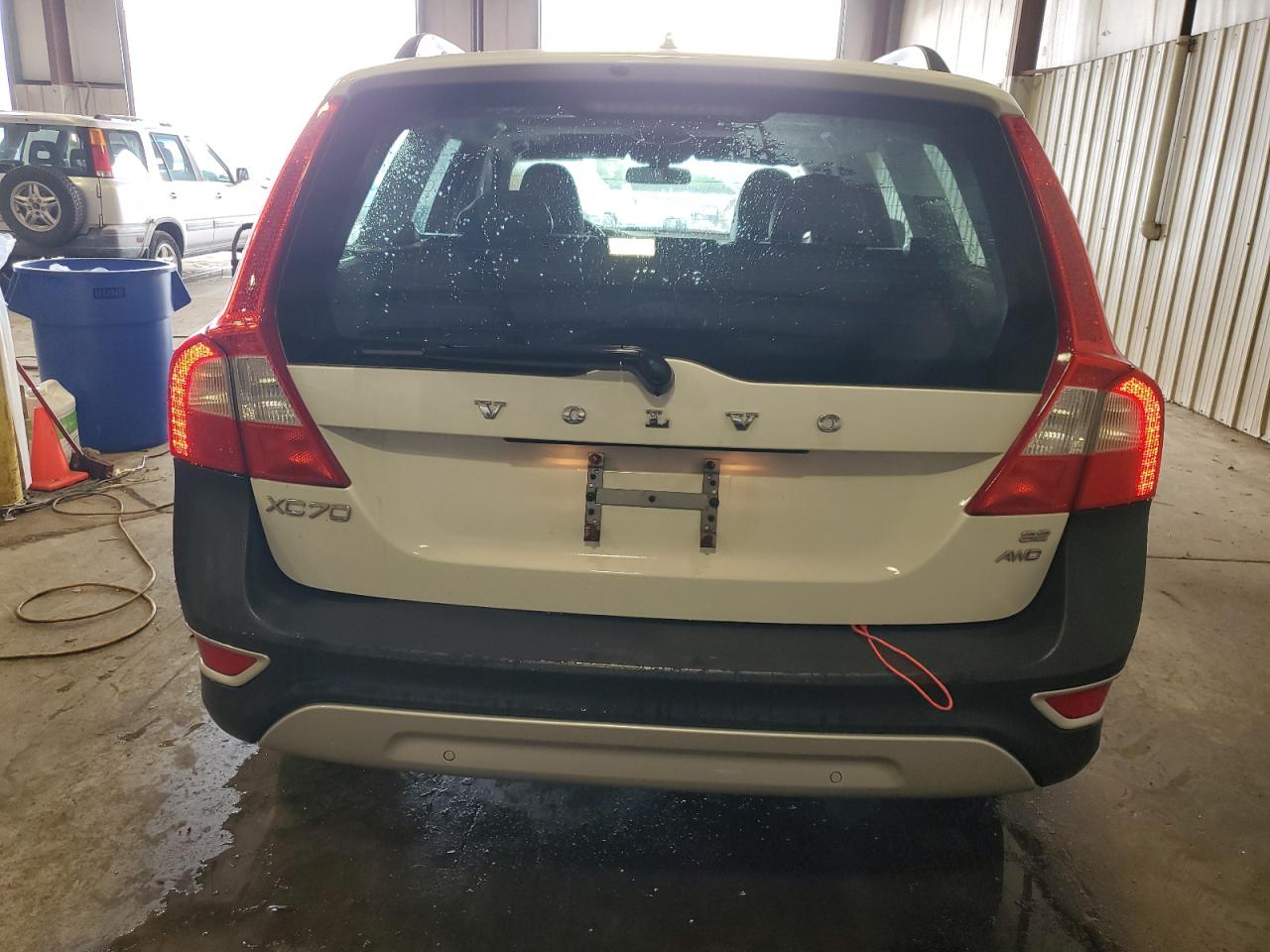 2010 Volvo Xc70 3.2 VIN: YV4960BZ5A1079725 Lot: 84630475