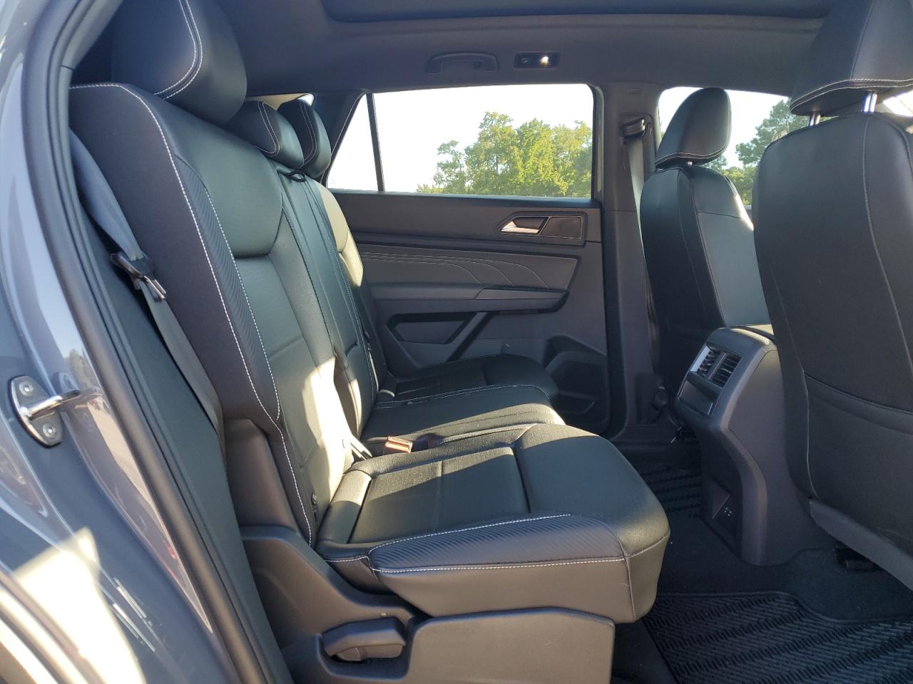 2023 Volkswagen Atlas Cross Sport Sel R-Line VIN: 1V2SC2CA8PC218159 Lot: 71997845