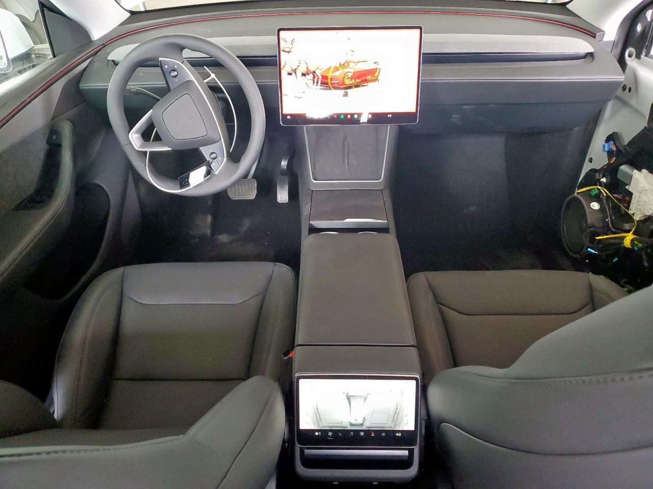 2026 Tesla Model Y VIN: 7SAYGDED5TA449472 Lot: 71372875