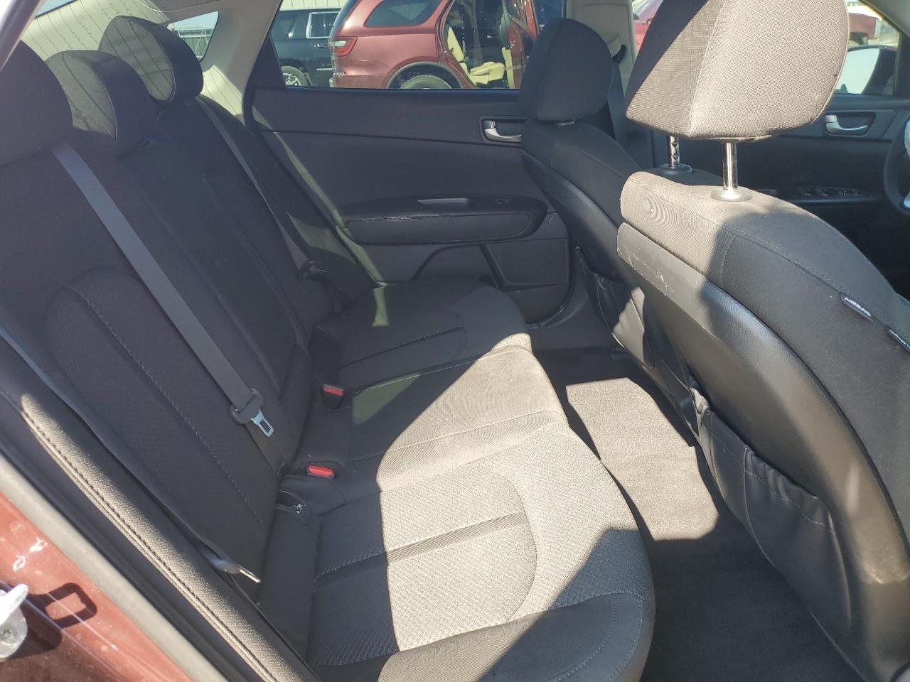 2016 Kia Optima Lx VIN: 5XXGT4L37GG074169 Lot: 72070115