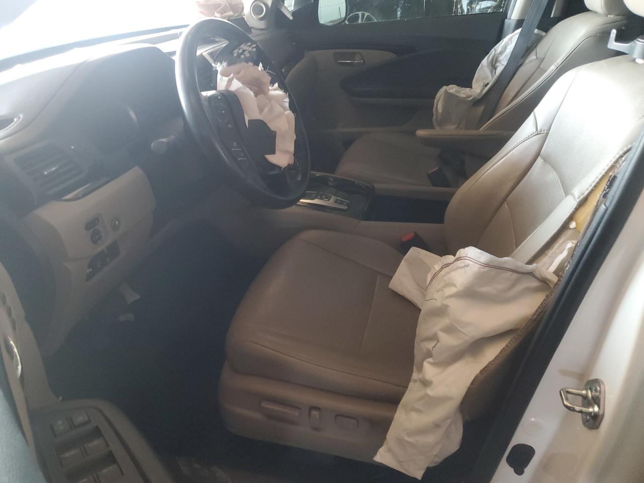 2018 Honda Pilot Elite VIN: 5FNYF6H00JB055981 Lot: 83758655