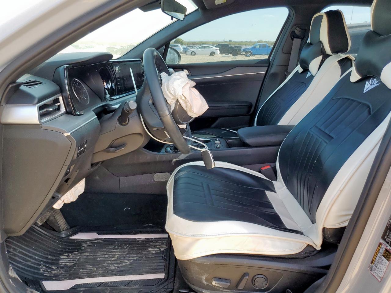 2024 Kia K5 Gt Line VIN: 5XXG64J29RG260445 Lot: 70827295